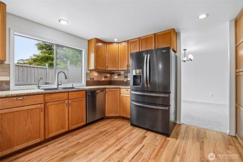 5223 68th Drive NE Marysville WA 98270
