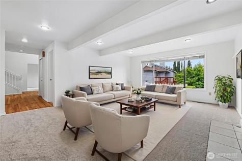 5223 68th Drive NE Marysville WA 98270