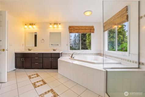 5223 68th Drive NE Marysville WA 98270