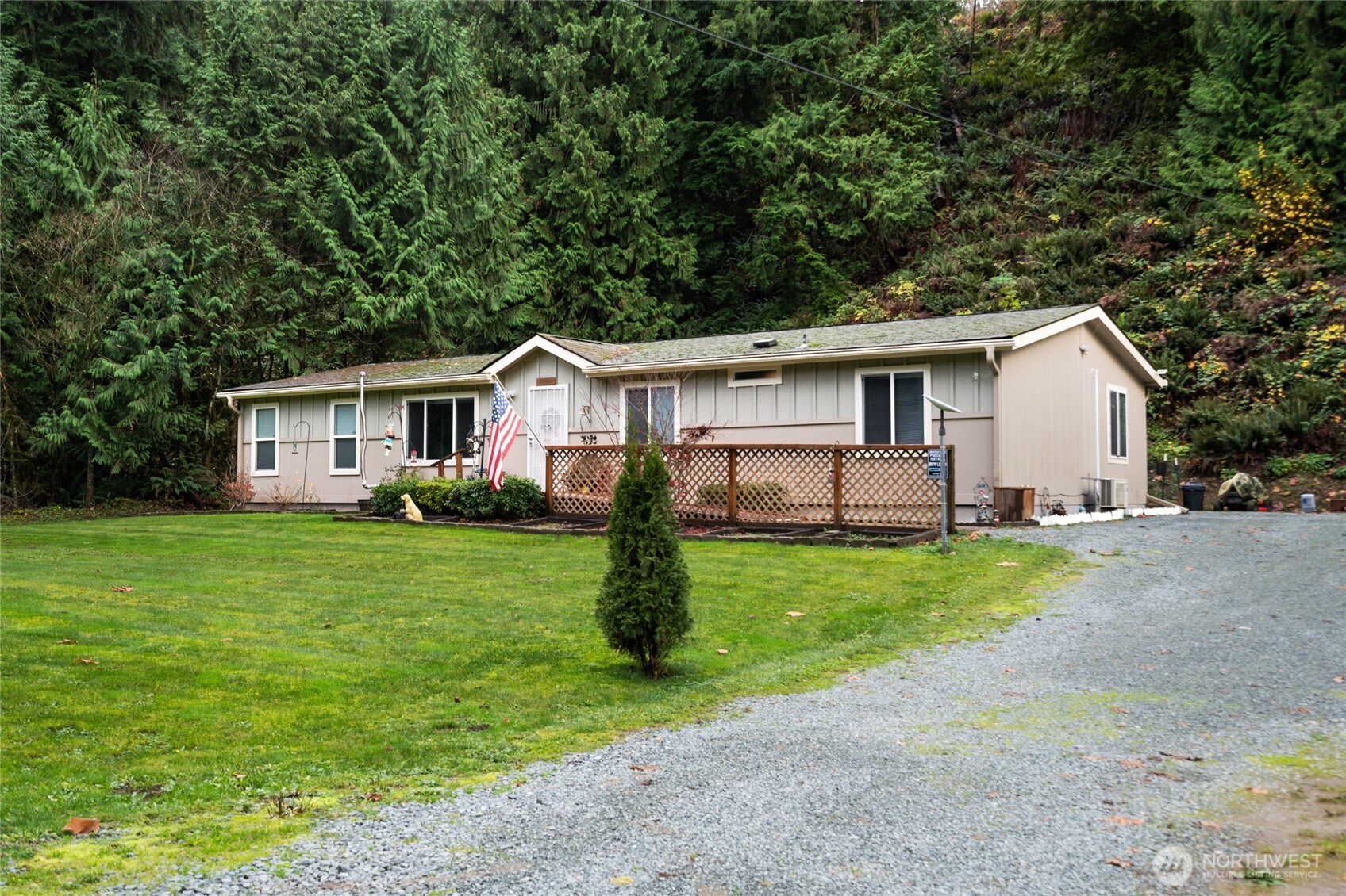9054 W Pressentin Drive Concrete WA 98237