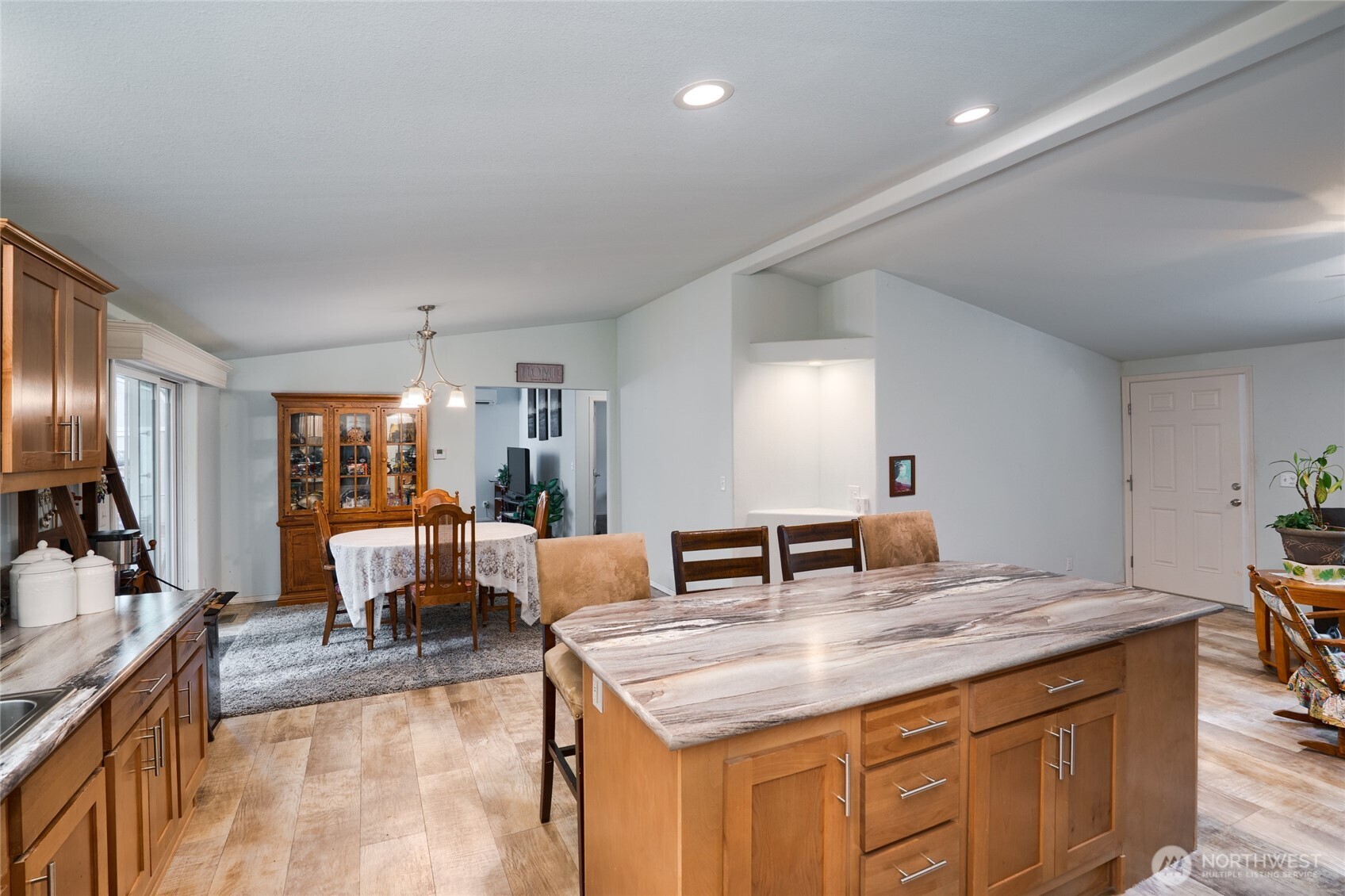 9054 W Pressentin Drive Concrete WA 98237