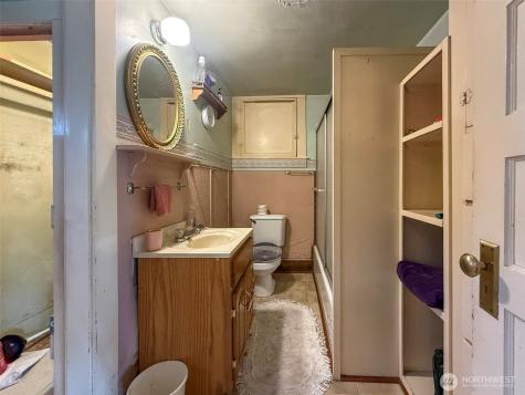 741 5th Avenue S Okanogan WA 98840