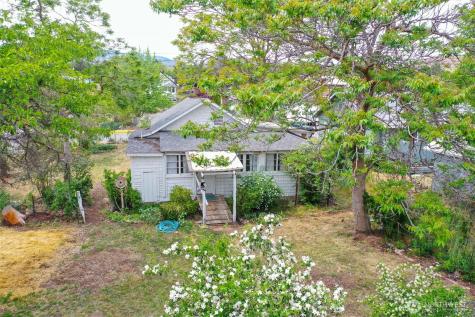 741 5th Avenue S Okanogan WA 98840