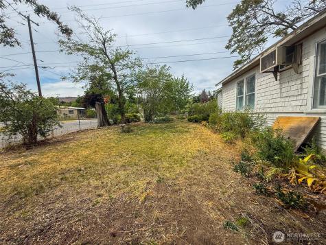 741 5th Avenue S Okanogan WA 98840