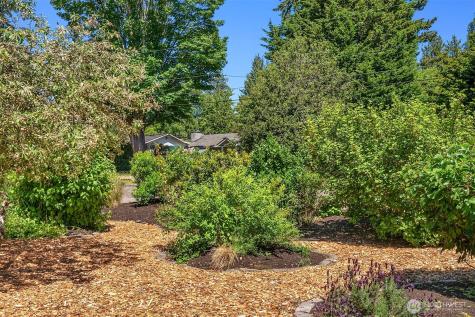 24026 54th Avenue W Mountlake Terrace WA 98043