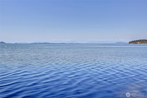 162 N Loon Asea Lane Camano Island WA 98282