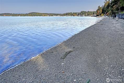 162 N Loon Asea Lane Camano Island WA 98282