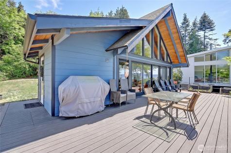 162 N Loon Asea Lane Camano Island WA 98282