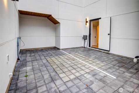 6400 Fauntleroy Way SW Seattle WA 98136