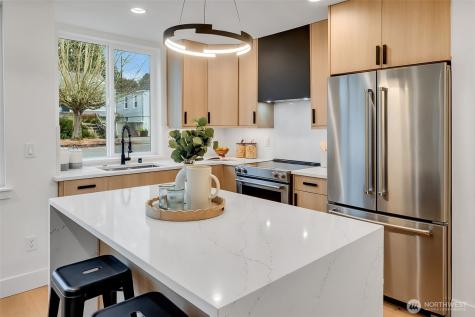 6400 Fauntleroy Way SW Seattle WA 98136