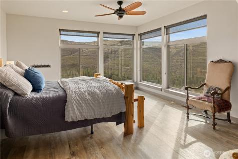 6083 Secret Canyon Road Ellensburg WA 98926