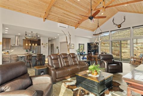 6083 Secret Canyon Road Ellensburg WA 98926
