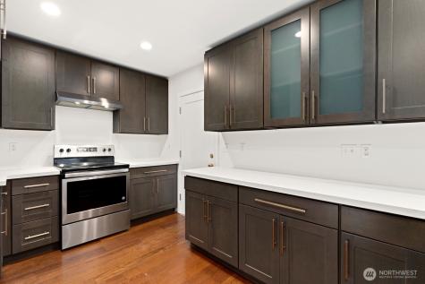 2428 NE 13th Street Renton WA 98056