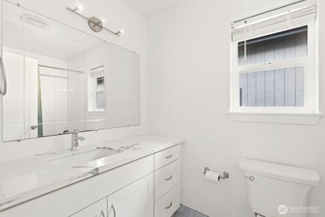2428 NE 13th Street Renton WA 98056