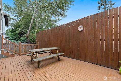 2428 NE 13th Street Renton WA 98056