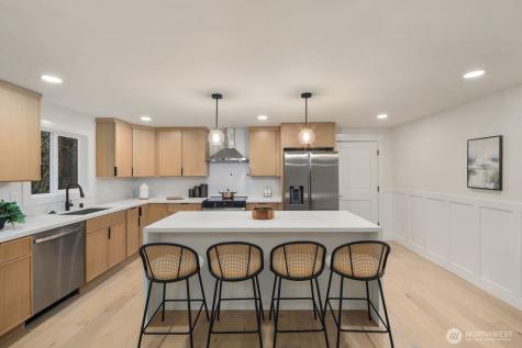 16644 SE 235th Street Kent WA 98042