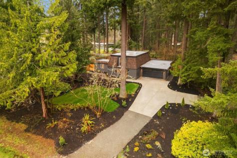 16644 SE 235th Street Kent WA 98042