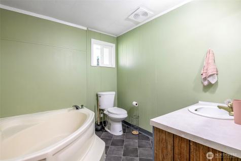 25913 54th Avenue Court E Graham WA 98338