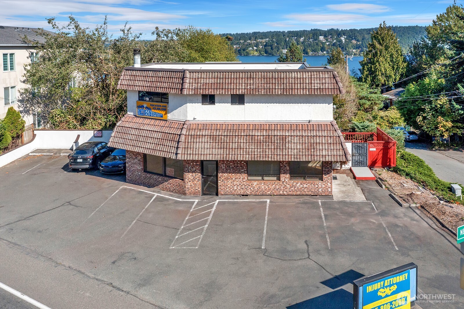 15500 Bothell Way NE Lake Forest Park WA 98155