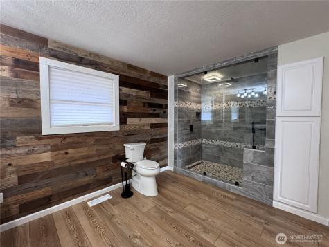 9 Rose Street Oroville WA 98844