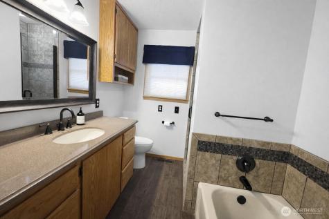 9 Rose Street Oroville WA 98844