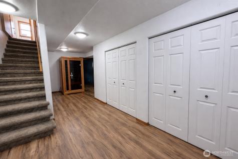 9 Rose Street Oroville WA 98844