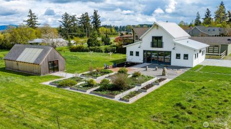 14377 View Moor Drive Mount Vernon WA 98273
