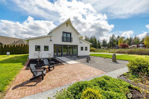 14377 View Moor Drive Mount Vernon WA 98273