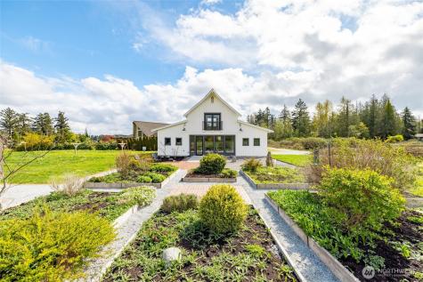 14377 View Moor Drive Mount Vernon WA 98273