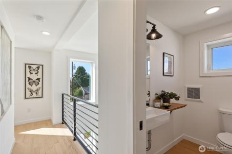 1556 S Pearl Street Seattle WA 98108