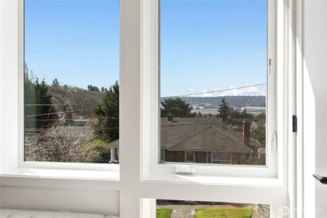 1556 S Pearl Street Seattle WA 98108