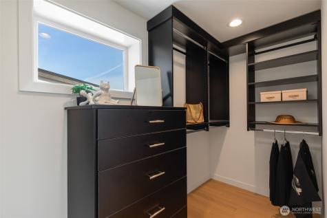 1556 S Pearl Street Seattle WA 98108