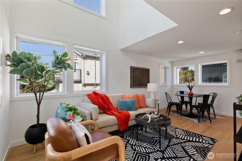1556 S Pearl Street Seattle WA 98108