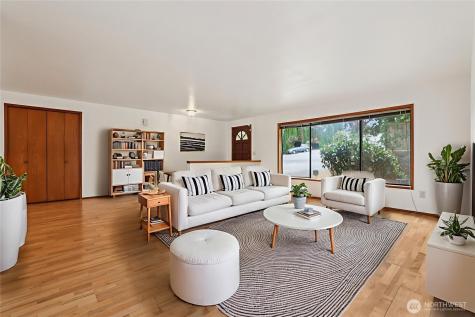 4632 SW 74th Street Mukilteo WA 98275