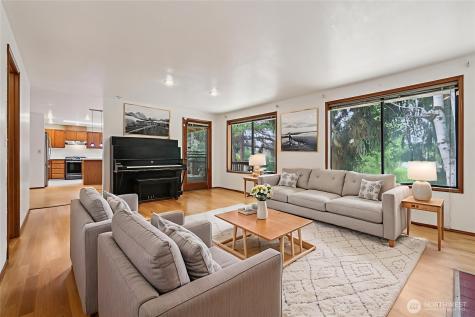 4632 SW 74th Street Mukilteo WA 98275