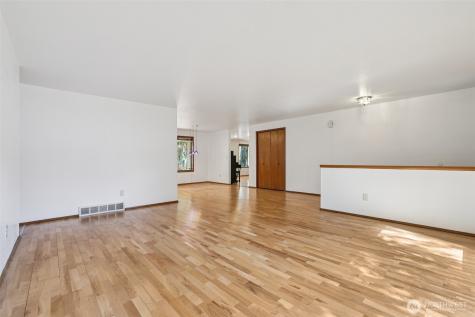 4632 SW 74th Street Mukilteo WA 98275