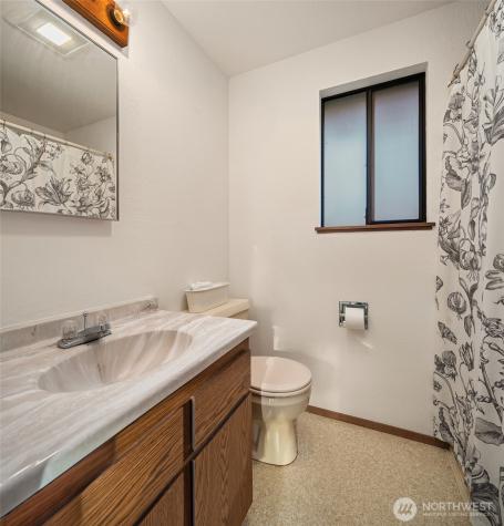 2180 Inverness Way Coupeville WA 98239