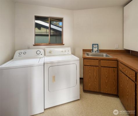 2180 Inverness Way Coupeville WA 98239