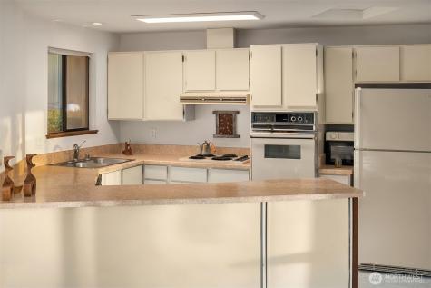 2180 Inverness Way Coupeville WA 98239