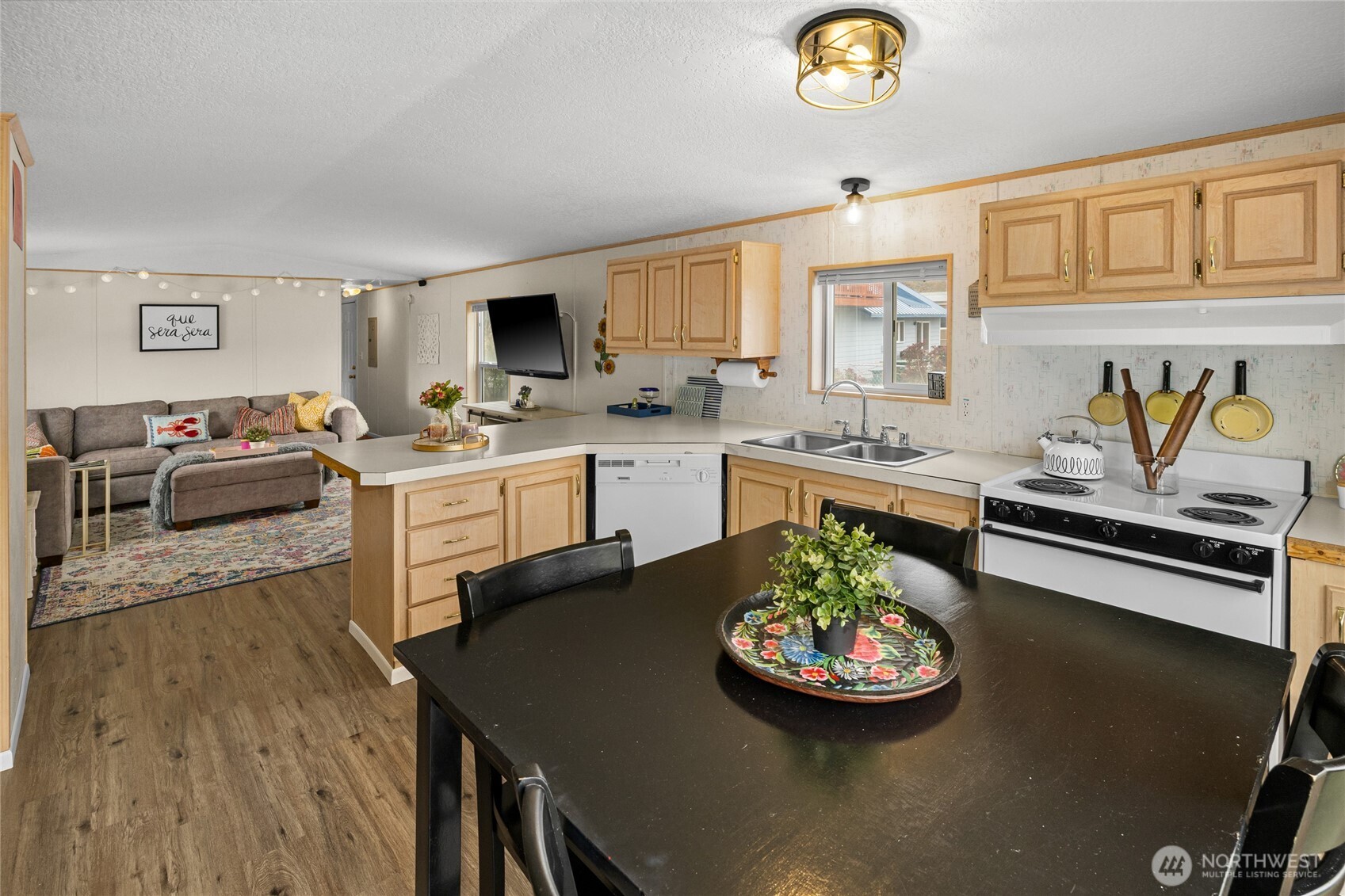 670 SW Section Avenue Quincy WA 98848