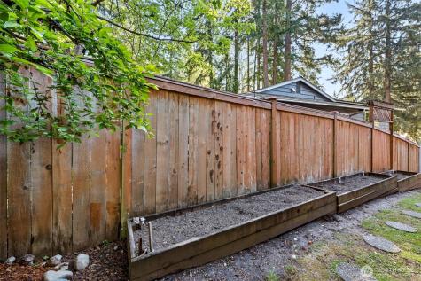 8215 172nd Avenue NE Redmond WA 98052