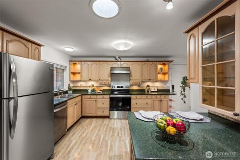 8215 172nd Avenue NE Redmond WA 98052