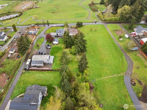 10424 36th Street E Edgewood WA 98372