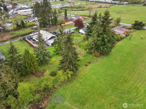 10424 36th Street E Edgewood WA 98372