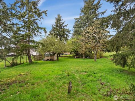 10424 36th Street E Edgewood WA 98372