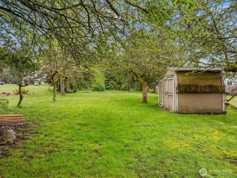 10424 36th Street E Edgewood WA 98372