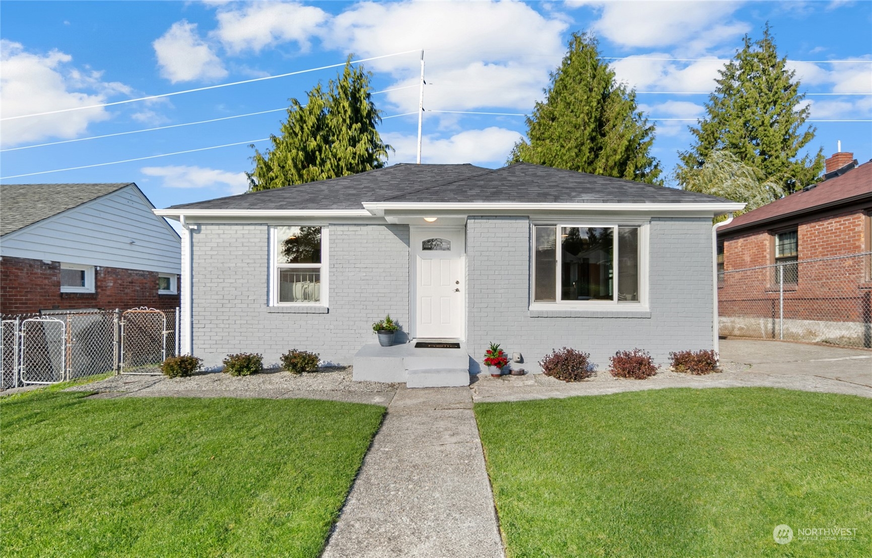 2211 E Wright Avenue Tacoma WA 98404