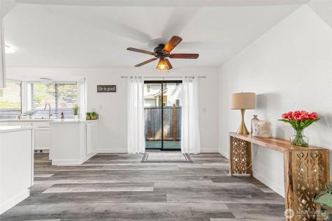 5 W Shore Avenue SW Lakewood WA 98498
