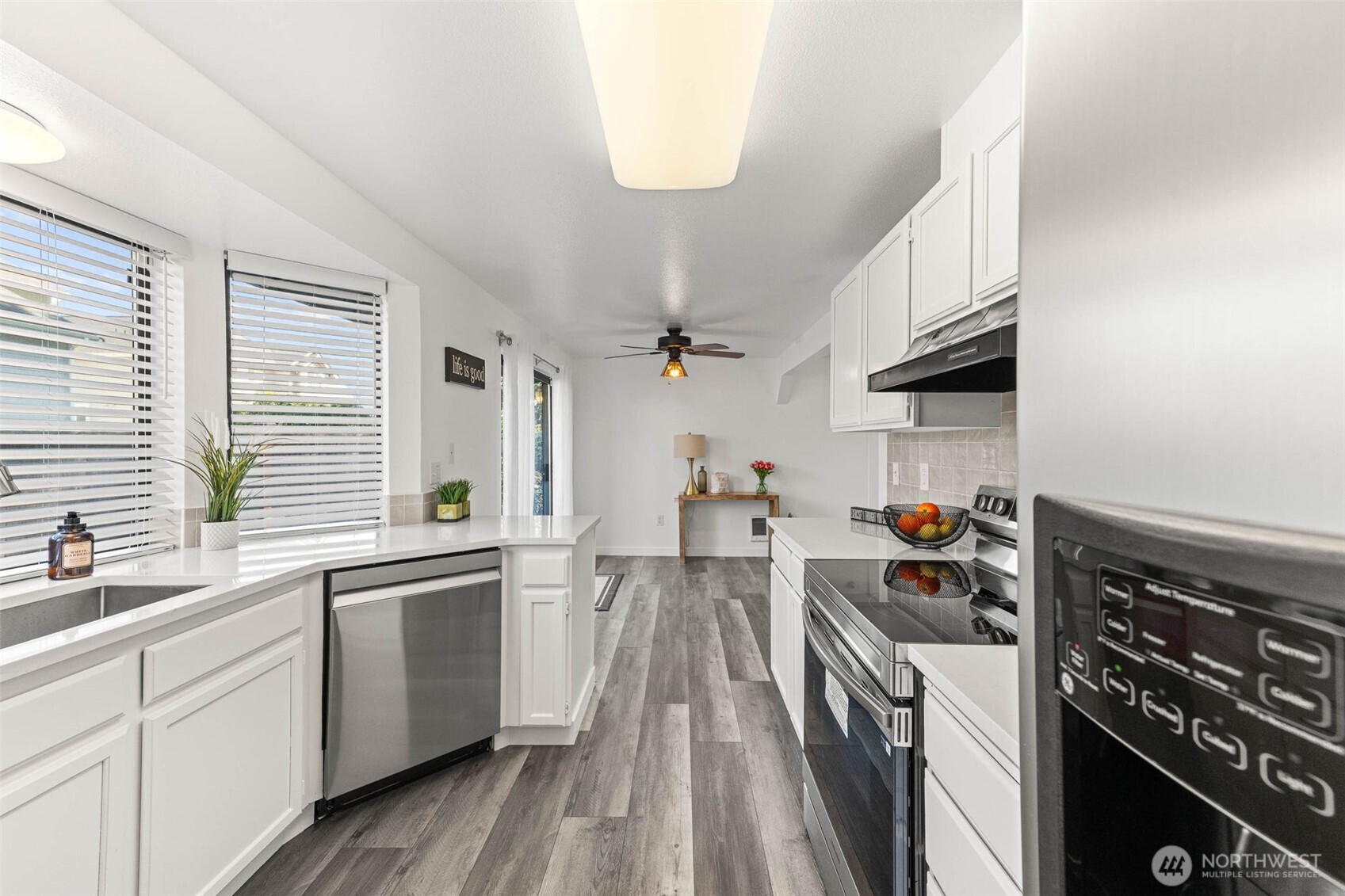 5 W Shore Avenue SW Lakewood WA 98498