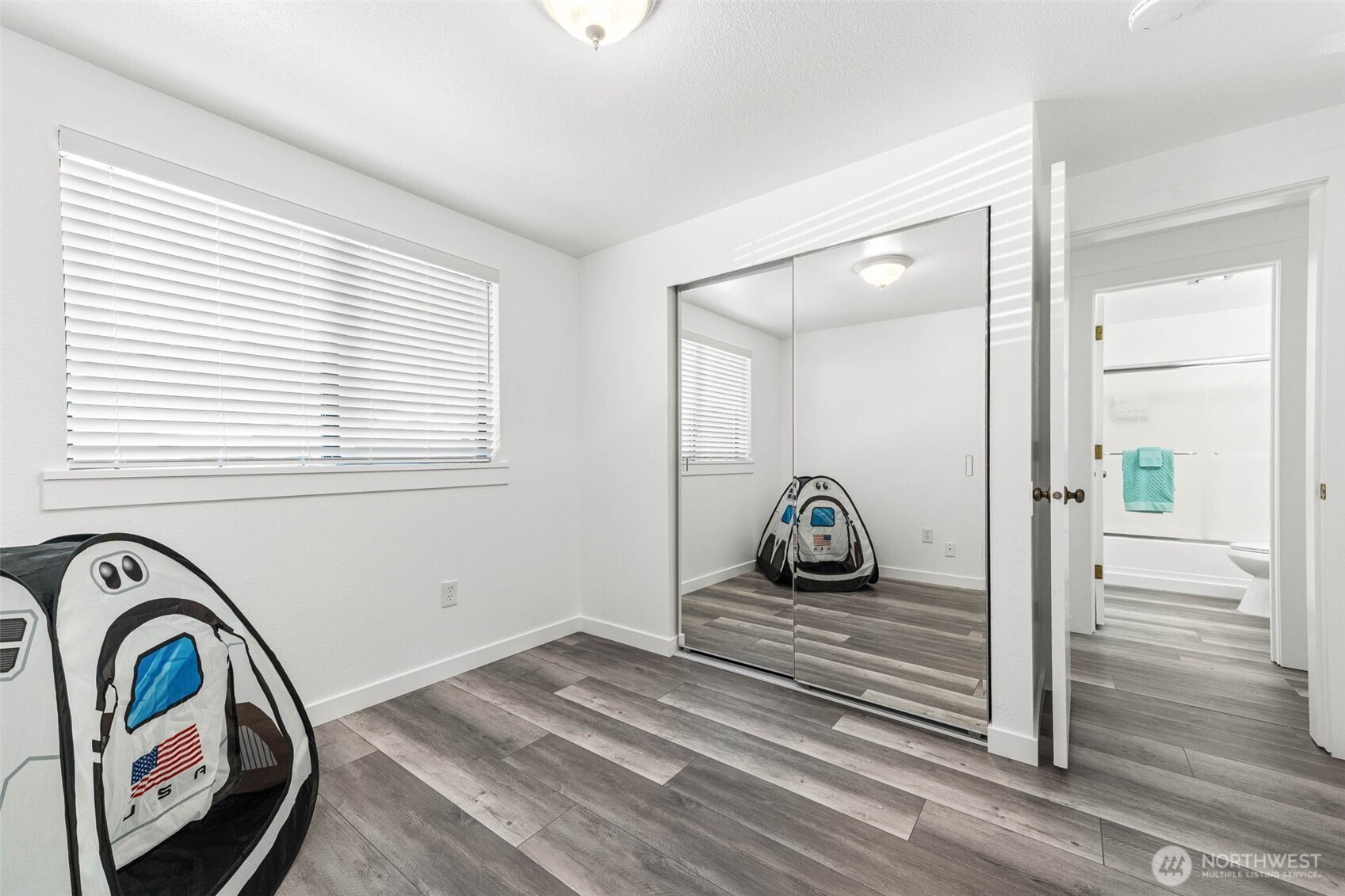 5 W Shore Avenue SW Lakewood WA 98498